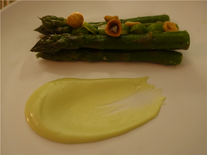 asparagus and hazelnuts
